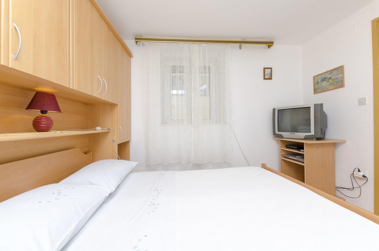 Apartments Visnja พรีมอชเตน ภายนอก รูปภาพ