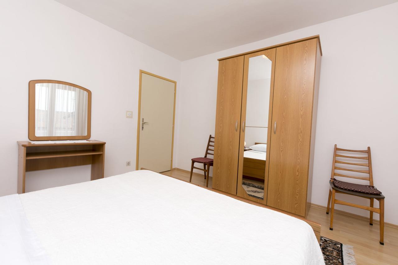Apartments Visnja พรีมอชเตน ภายนอก รูปภาพ